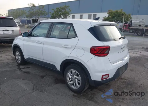 2021 Hyundai Venue Se from USA, damaged, VIN KMHRB8A34MU102971